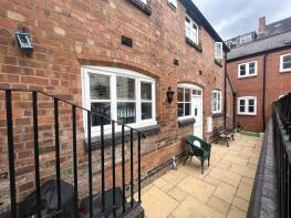 Apartment 8, Chapel Court, Windsor Street, Leamington Spa CV32 5ER