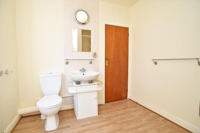 3 bed Town House for sale Image 10