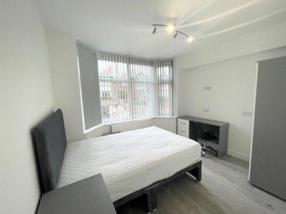 coventry-road-ng9-2eg-1056567