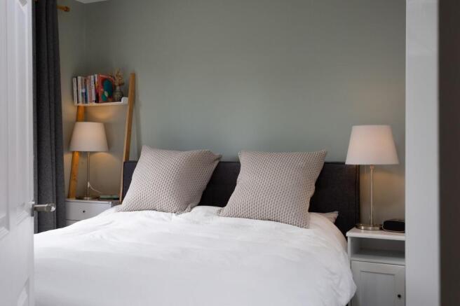 2 bed Terraced for sale Image 8