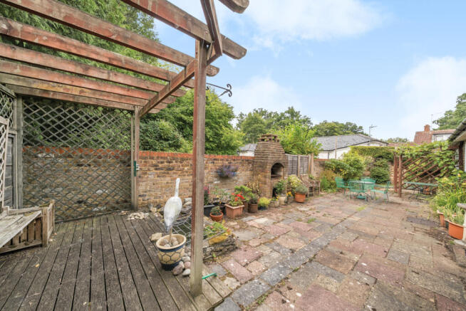 1339876-5-689c6ec...