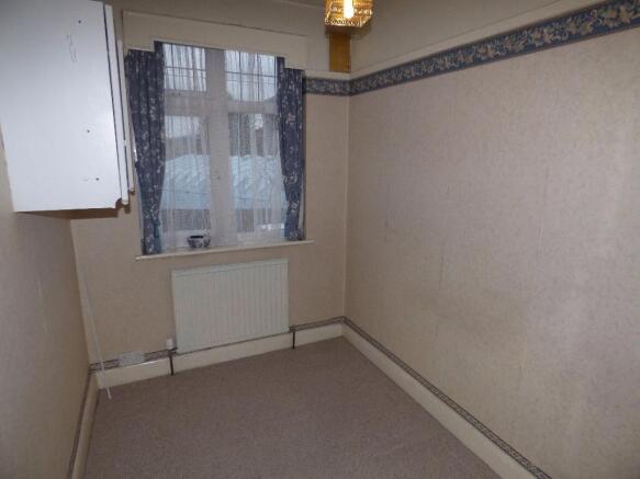 FRONT BEDROOM