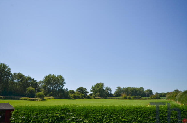 Countryside Views from Rear Garden.JPG