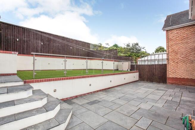 Rear Landscaped Gard