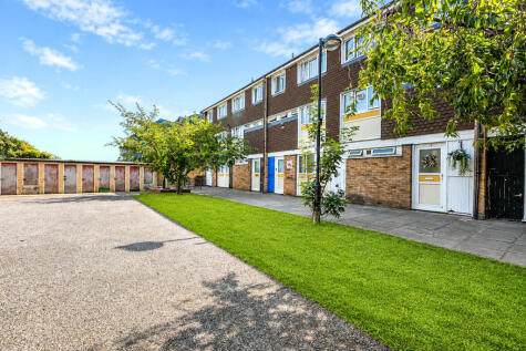 Acacia Road, London