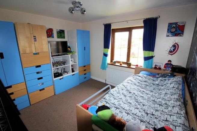 Photo 6