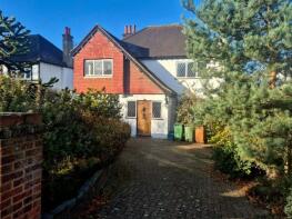 26, Buckingham Way, Wallington SM6 9LT