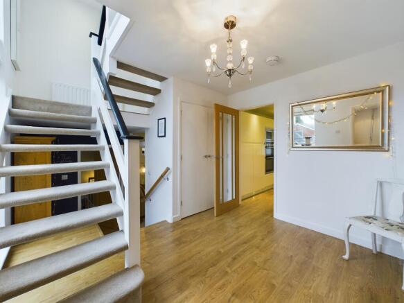 CAM02119G0-PR0178-STILL002