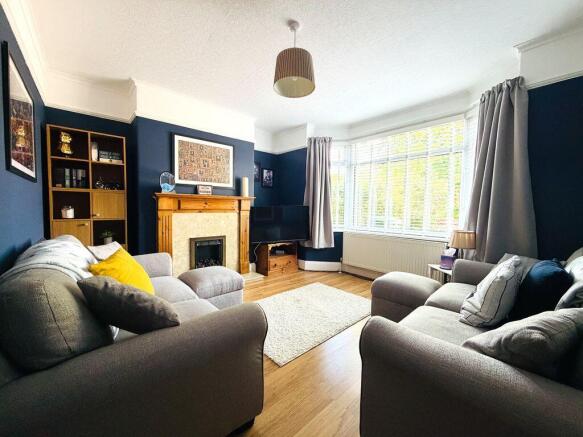3 bed Semi-Detached for sale Image 4