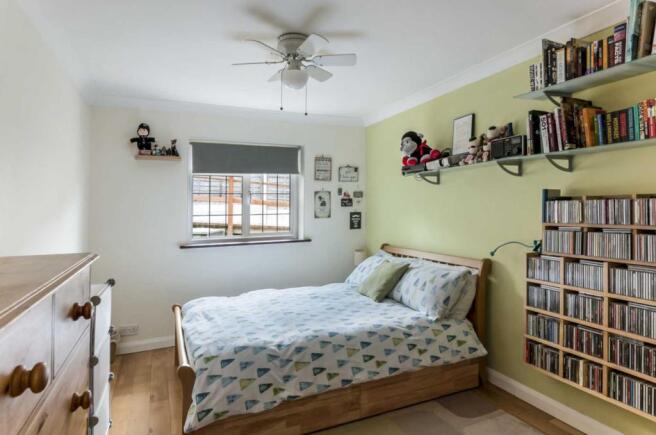 Photo 12