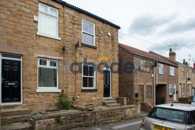 2 bed Semi-Detached to rent Image 4