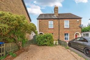 59, Lent Rise Road, Slough SL1 7NY