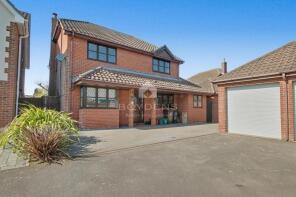 32, Granville Way, Colchester CO7 0SY