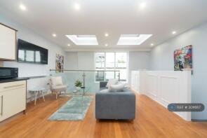 Flat 1, 67, St Johns Hill, London SW11 1SX