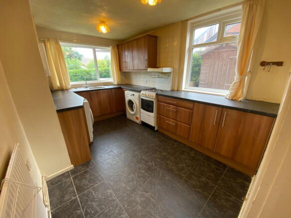 3 bed Semi-Detached for sale Image 7