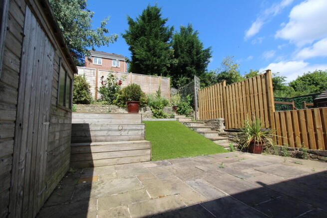 3 bed Semi-Detached to rent Image 9