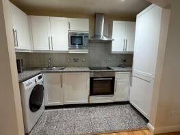 Flat 818, Northampton House, Wellington Street, Northampton NN1 3NB