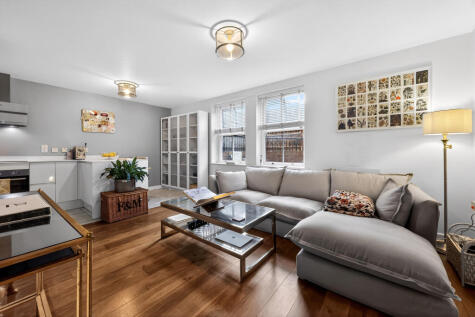 Petworth Street, London, SW11