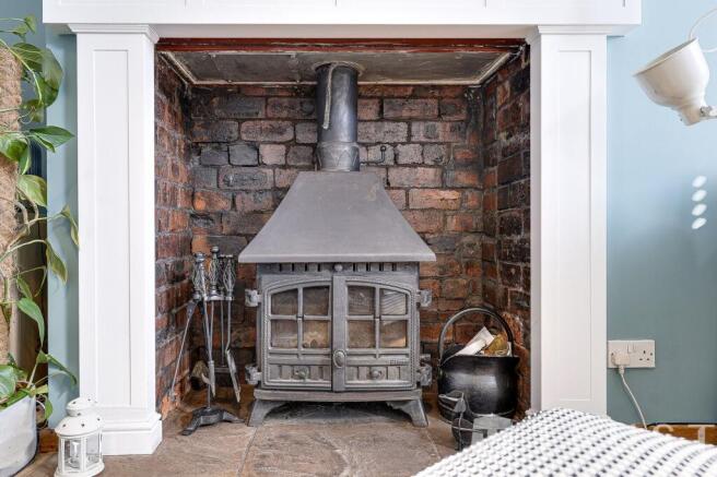 2 bed Terraced for sale Image 4
