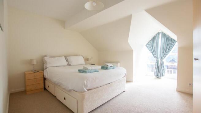 2 bed Flat to rent Image 6