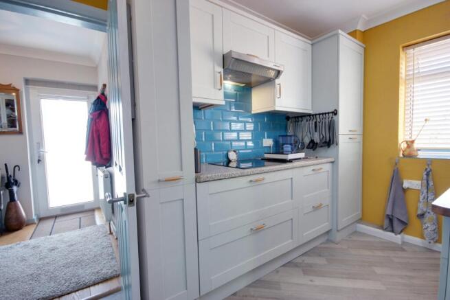 3 bed Semi-Detached for sale Image 8