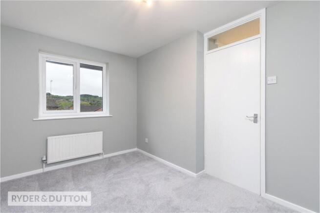 3 bed Semi-Detached for sale Image 9