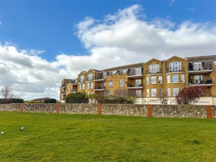 Beach Crescent, Littlehampton
