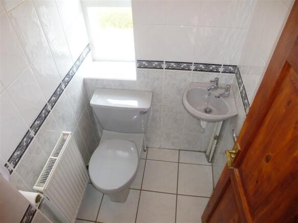 Cloakroom/wc