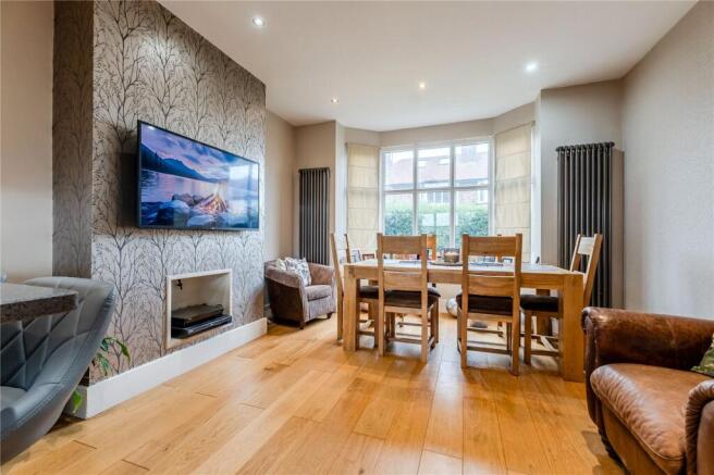 3 bed Semi-Detached for sale Image 5