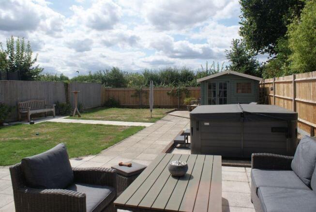 Photo 8