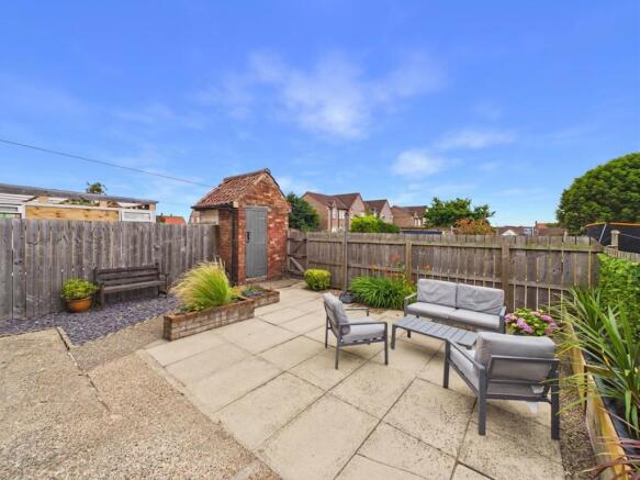 2 bed Semi-Detached for sale Image 4