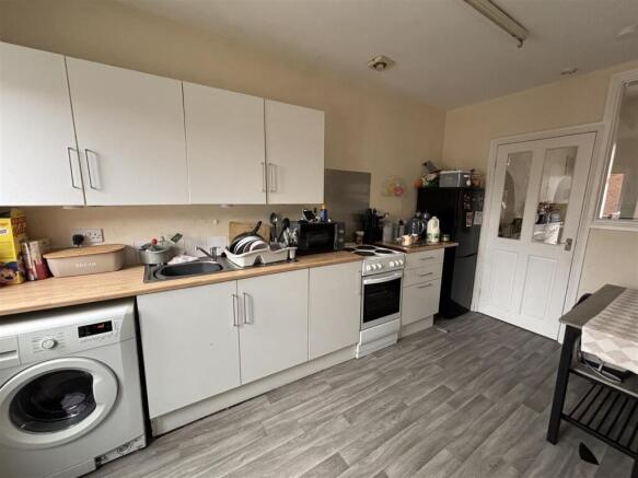 2 bed Block of Apartments for sale Image 8