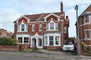 25, Grove Road, Fareham PO16 7TF
