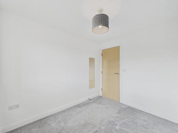 2 bed Apartment for sale Image 11
