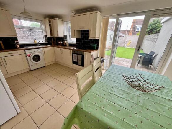 Kitchen/Dining Room