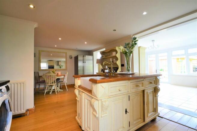 Kitchen/Dining Room