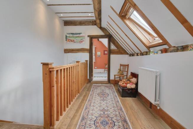 FIRST FLOOR LANADING