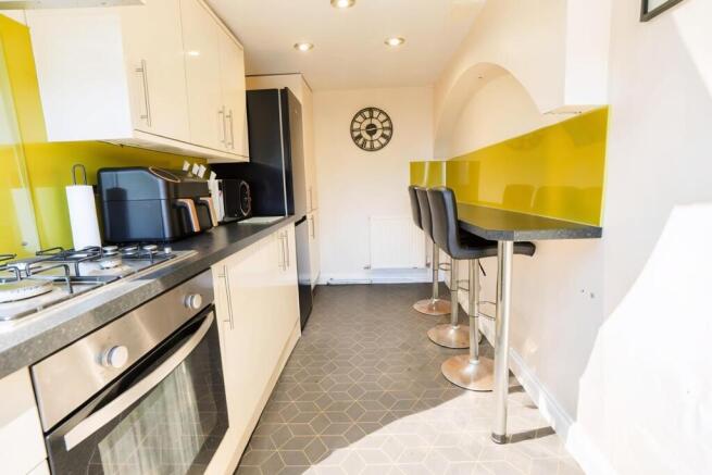 2 bed Terraced for sale Image 5
