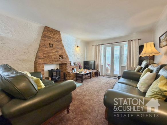Dabek Rise, Kirkby-In-Ashfield, NG17 photo 4