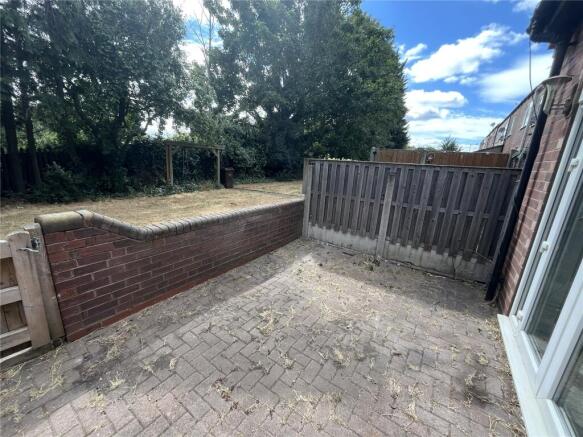 3 bed Terraced to rent Image 6