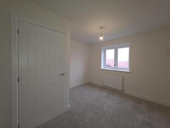 2 bed Detached for sale Image 11