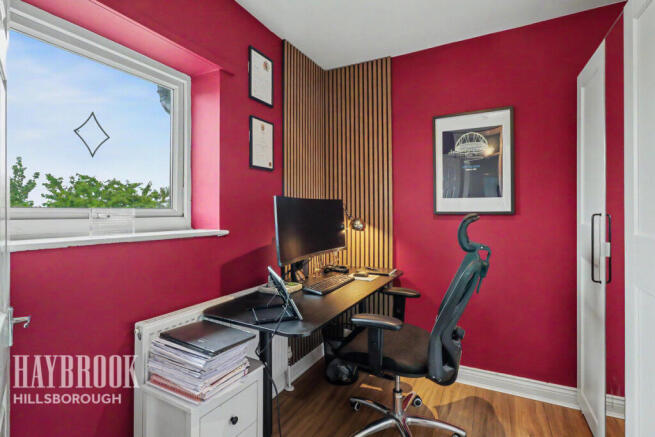 3 bed Terraced for sale Image 11