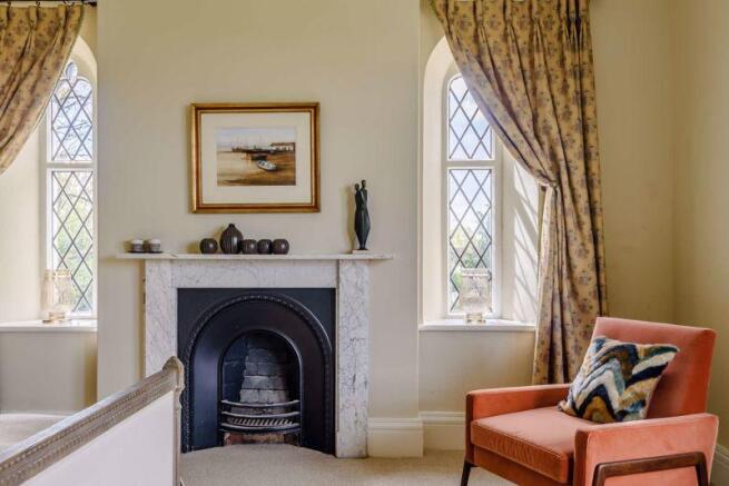 Master Suite F...