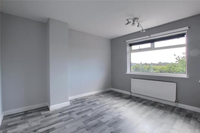 3 bed Semi-Detached for sale Image 12