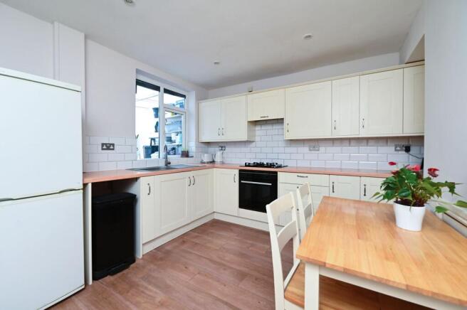 Kitchen/Breakfast