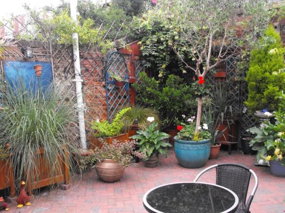 Courtyard Garden