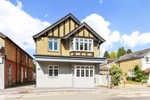 2, Pevensey, Beacon Hill Road, Hindhead GU26 6FR