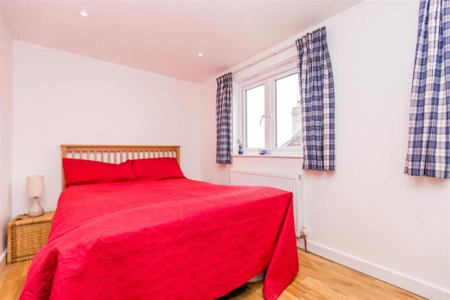 Guest Bedroom.jpg