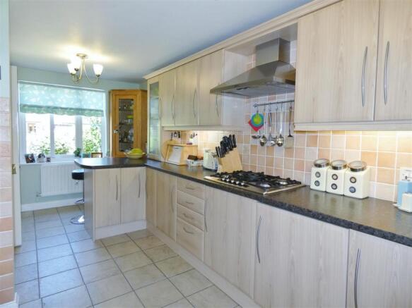 Kitchen/Breakfast Room