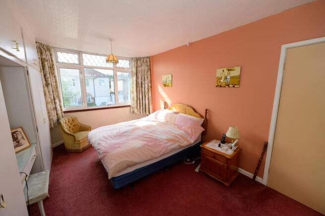 Bedroom one pic 2.jpg